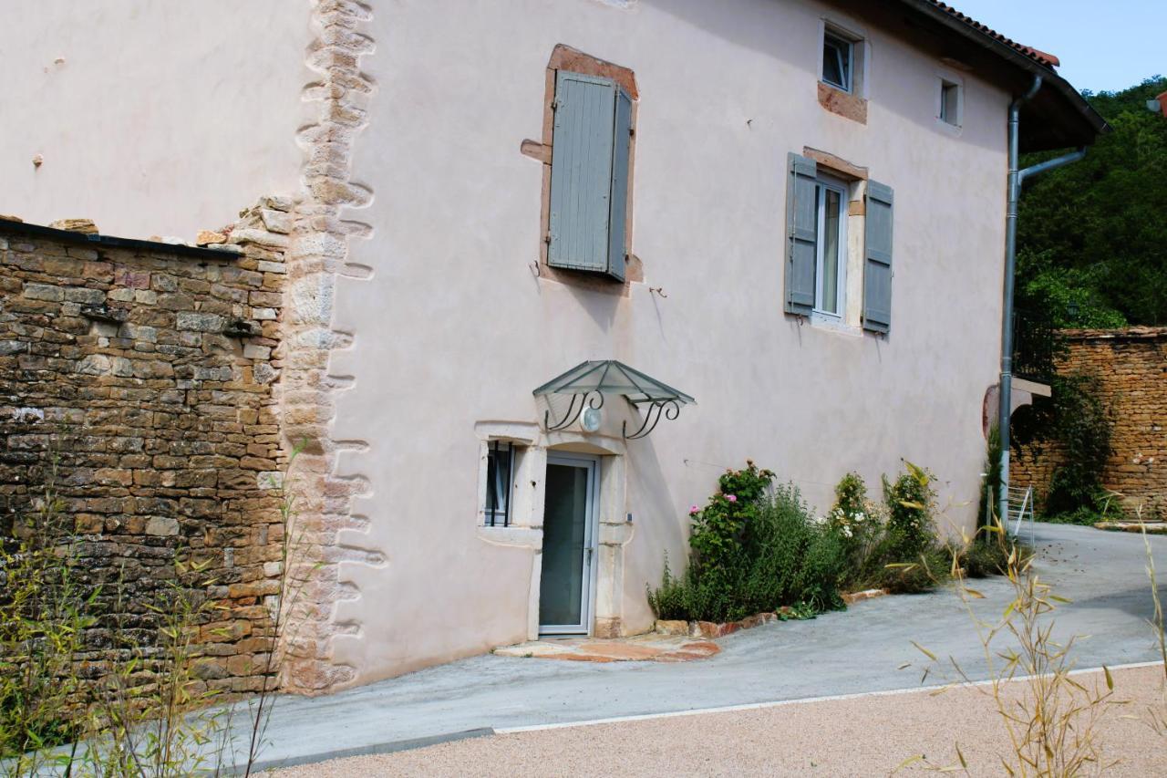 Le Clos Des Pierres Rouges Burgy Esterno foto