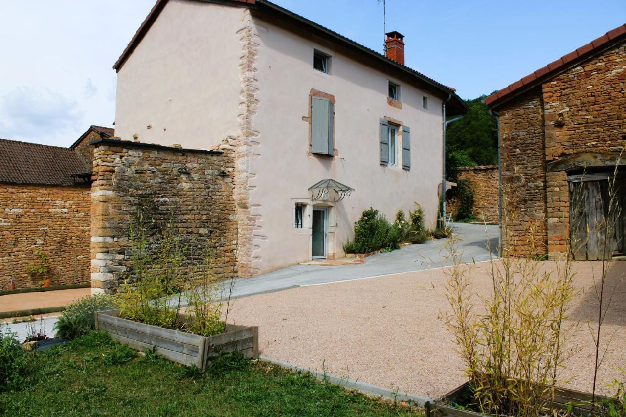 Le Clos Des Pierres Rouges Burgy Esterno foto
